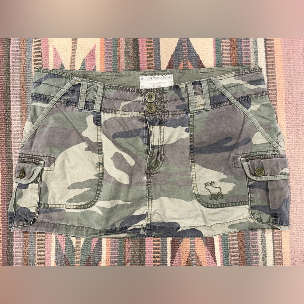 Y2K Abercrombie & Fitch Low Rise Women's Camo Cargo Miniskirt Size 10